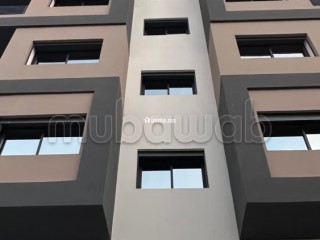 Bel appartement à vendre à Berrechid. 3 pièces. Système de parabole et salon marocain - Appartement à vendre - Berrechid