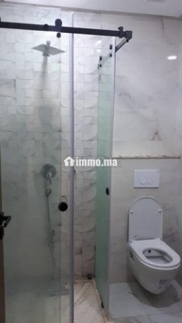 studio-vide-a-louer-quartier-du-parc-big-7