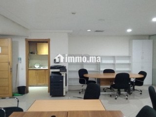 Bureau 90m h stand équipé sur bd abdelmoumen - Bureau à louer - Casablanca