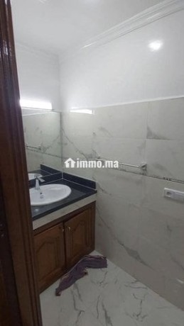 a-2-mars-appartement-a-louer-vide-de-130-m2-big-5