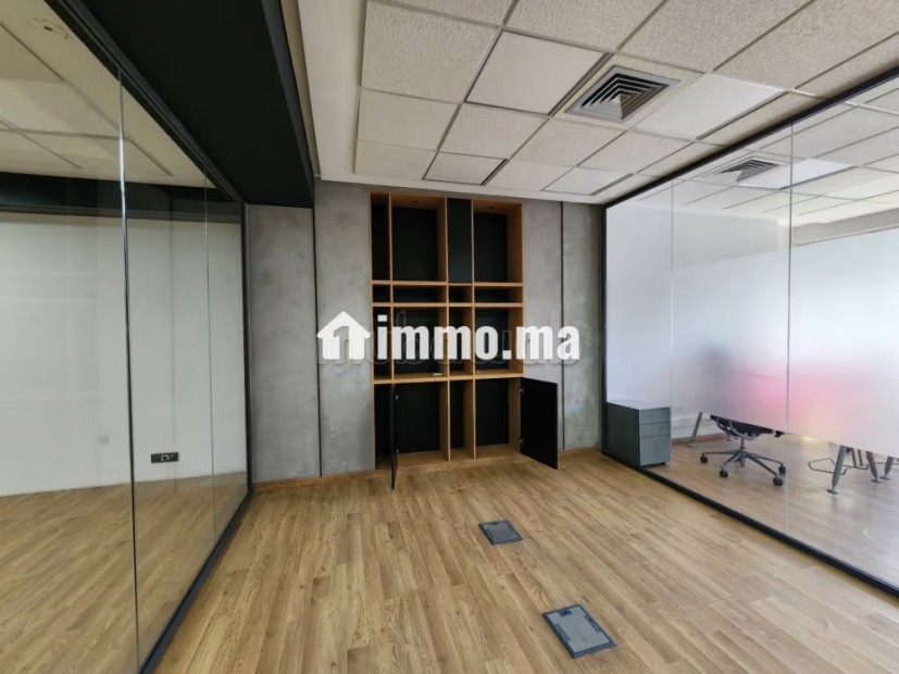 Bureau meublé à neuf, 131 m², Abdelmoumen - Location Immobilier - Casablanca - photo 6