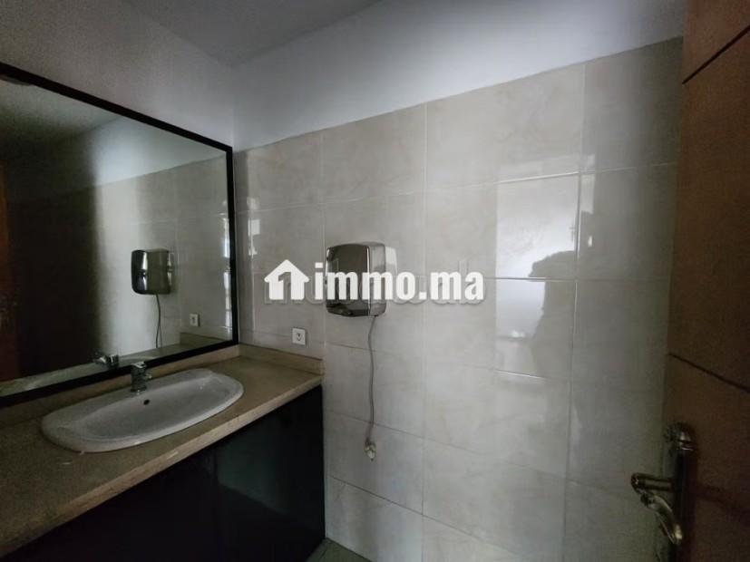 Bureau meublé à neuf, 131 m², Abdelmoumen - Location Immobilier - Casablanca - photo 7