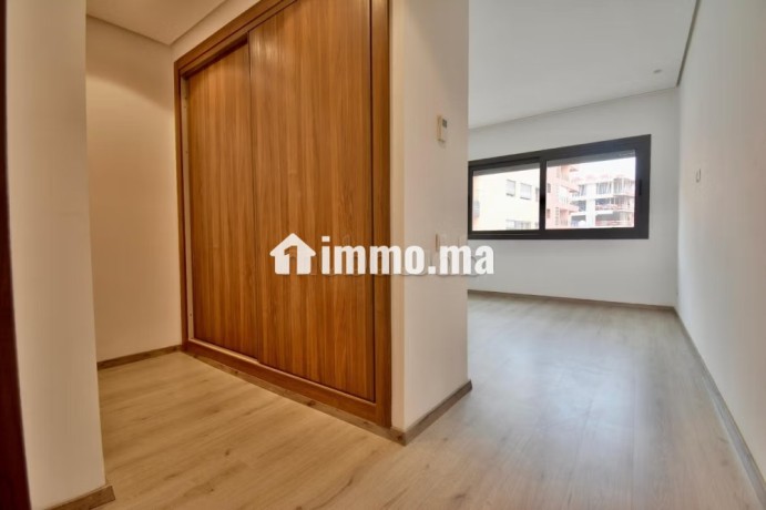 appartement-23chambres-salon-jamais-habiter-big-6