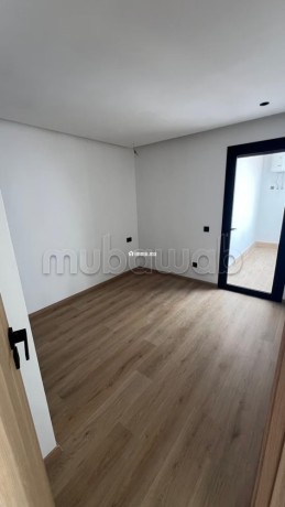 les-princesses-location-studio-balcon-big-5