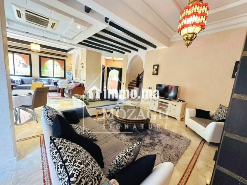 Superbe villa sur résidence piscine – Route de Fès - Location Immobilier - Marrakech - photo 1