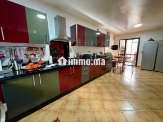 Élégante Villa avec jardin paysager proche Golfs - Villa à vendre - Agadir