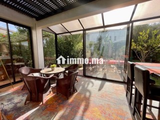Élégante Villa avec jardin paysager proche Golfs - Villa à vendre - Agadir