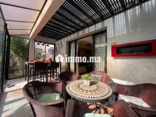 Élégante Villa avec jardin paysager proche Golfs - Villa à vendre - Agadir
