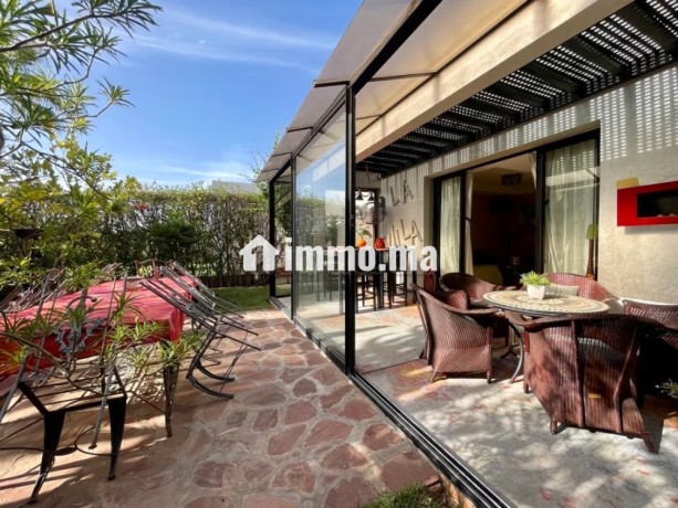 elegante-villa-avec-jardin-paysager-proche-golfs-big-4