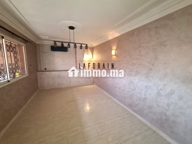 a-louer-appartement-3-chambres-avec-terrasse-big-2