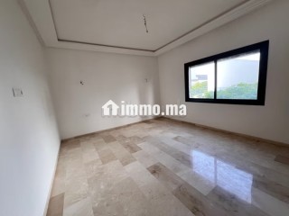 Louez cet appartement à manzah. 3 chambres. Piscine, climatisation - Appartement à louer - Rabat