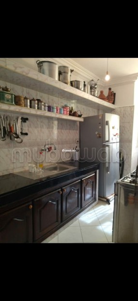 Vend appartement à Hay Moulay Rachid 1.2 grandes pièces. Salon traditionnel et porte blindée - Vente Immobilier - Casablanca - photo 8