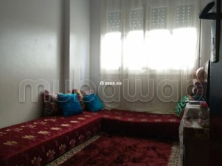Vend appartement à Hay Moulay Rachid 1.2 grandes pièces. Salon traditionnel et porte blindée - Appartement à vendre - Casablanca