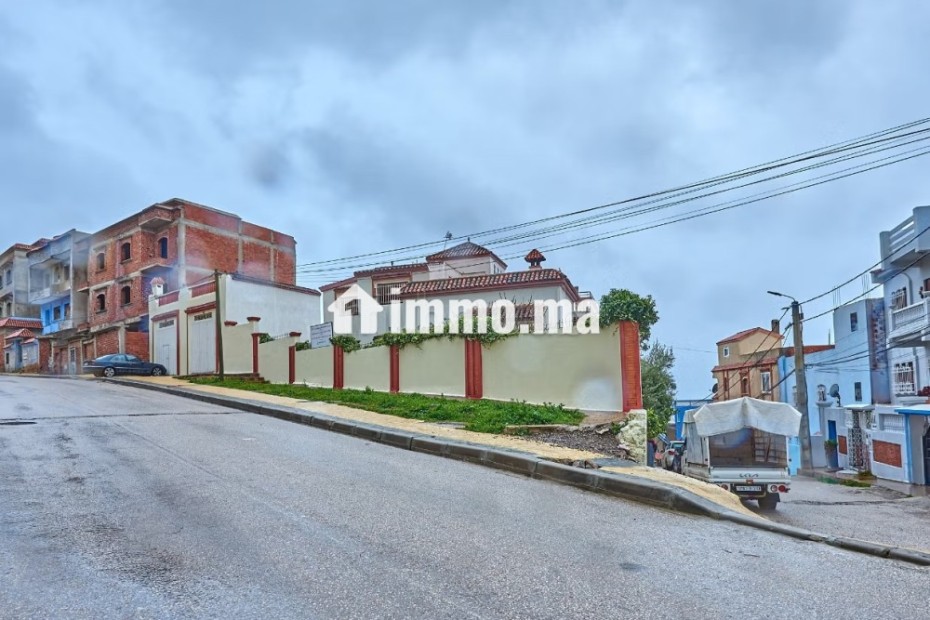 Villa titrée 562 m² sur avenue principale - Vente Immobilier - Chefchaouen - photo 5