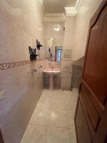 bel-appartement-en-location-a-la-floride-3-chambres-agreables-porte-blindee-salon-marocain-traditionnel-big-11