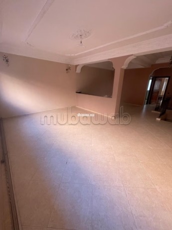 bel-appartement-en-location-a-la-floride-3-chambres-agreables-porte-blindee-salon-marocain-traditionnel-big-13