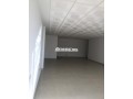 location-plateaux-bureaux-vide-small-1