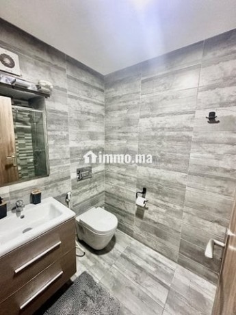 studio-de-51m2-a-louer-emplacement-ideal-big-3
