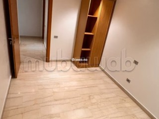 Appartement en location à Maârif. 2 chambres. Ascenseur et terrasse - Appartement à louer - Casablanca