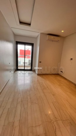 appartement-en-location-a-maarif-2-chambres-ascenseur-et-terrasse-big-1