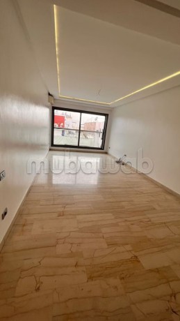 appartement-en-location-a-maarif-2-chambres-ascenseur-et-terrasse-big-7