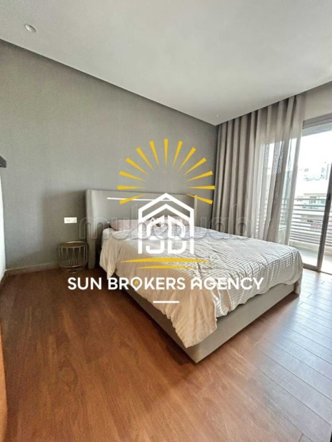 Tres joli studio vue dégagée sur cfc - Location Immobilier - Casablanca - photo 4