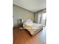tres-joli-studio-vue-degagee-sur-cfc-small-3