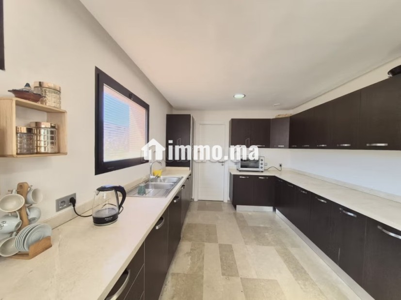 Charmant appartement de 199m² a louer meublé avec piscine - Location Immobilier - Marrakech - photo 4