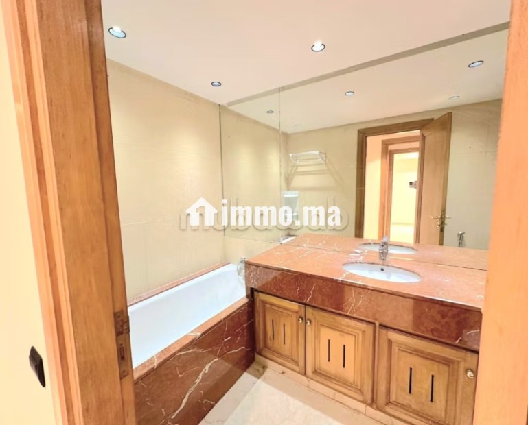 Élégance & Confort au Cœur de Racine – Appartement 3 chambres Haut Standing à Louer - Location Immobilier - Casablanca - photo 7