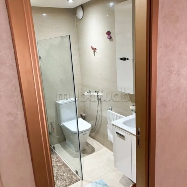 À Vendre – Élégant Appartement de 106 m² dans Résidence Sécurisée à Californie - Vente Immobilier - Casablanca - photo 8