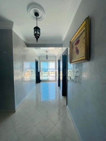 appartement-terrasse-vue-sur-mer-170-m2-big-12