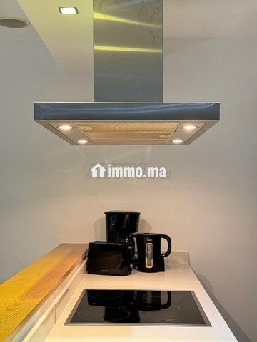 Racine Superbe F3 Meublé 96m², Cuisine US - Location Immobilier - Casablanca - photo 8