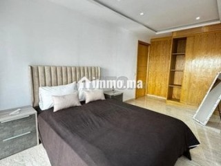 Racine Superbe F3 Meublé 96m², Cuisine US - Appartement à louer - Casablanca