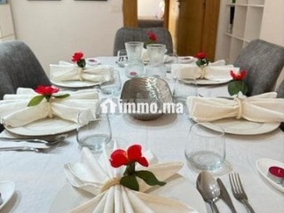 Racine Superbe F3 Meublé 96m², Cuisine US - Appartement à louer - Casablanca