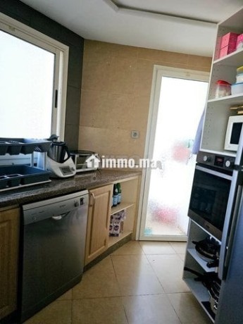 bourgogne-f4-meuble-109m2-balcon-parking-top-big-13