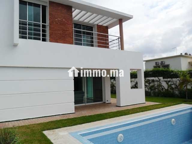 Villa moderne avec piscine à louer à souissi - Location Immobilier - Rabat - photo 1