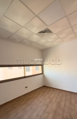 plateaux-immeuble-moderne-big-4