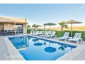 magnifique-villa-avec-piscine-privee-vue-degagee-69-small-0