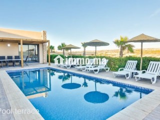 magnifique-villa-avec-piscine-privee-vue-degagee-69