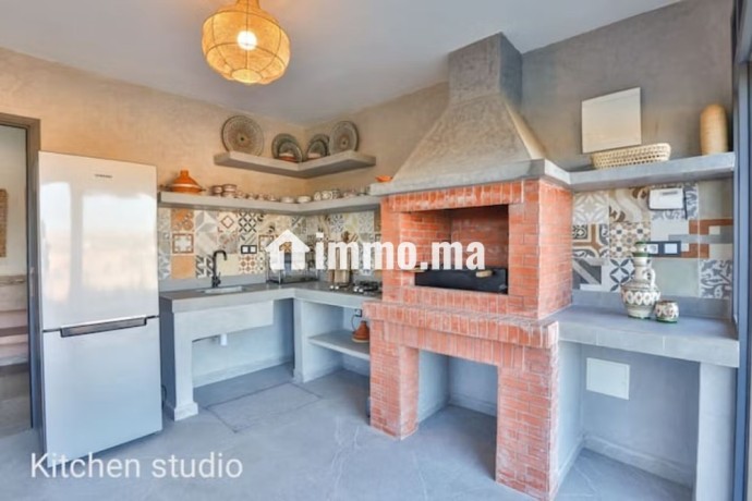 magnifique-villa-avec-piscine-privee-vue-degagee-69-big-10