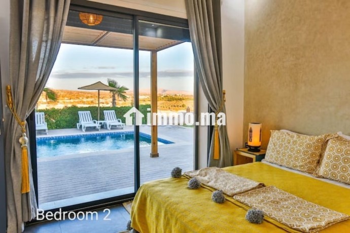 magnifique-villa-avec-piscine-privee-vue-degagee-69-big-12