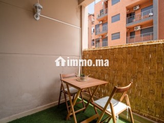 Louez cet appartement à Ain Mezouar. 4 grandes pièces. Meublé - Appartement à louer
