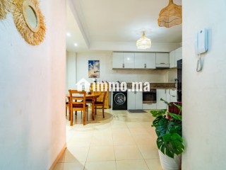 Louez cet appartement à Ain Mezouar. 4 grandes pièces. Meublé - Appartement à louer