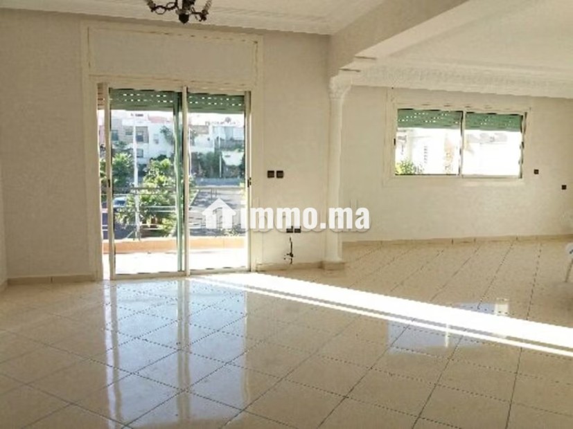 Niveau Villa Bien situé Calme - Location Immobilier - Casablanca - photo 4