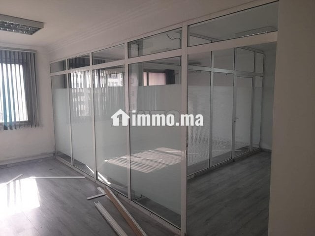 Plateau 1 Open 3p 95m2 a louer sur bd Abdelmoumen - Location Immobilier - Casablanca - photo 3