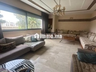 Un étage complet rien que pour vous - Appartement à louer - Casablanca