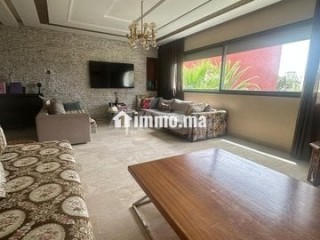 Un étage complet rien que pour vous - Appartement à louer - Casablanca