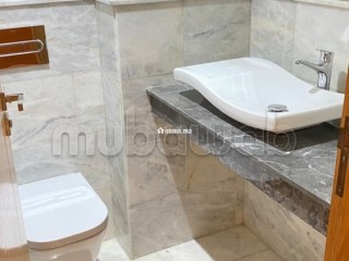 Bel appartement tres ensoleillé et meublé à la Ferme Bretonne - Appartement à louer - Casablanca