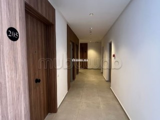 79m2, Bureau neuf, Immeuble B Living, R. P. Bachkou - Bureau à louer - Casablanca