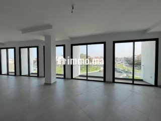 79m2, Bureau neuf, Immeuble B Living, R. P. Bachkou - Bureau à louer - Casablanca